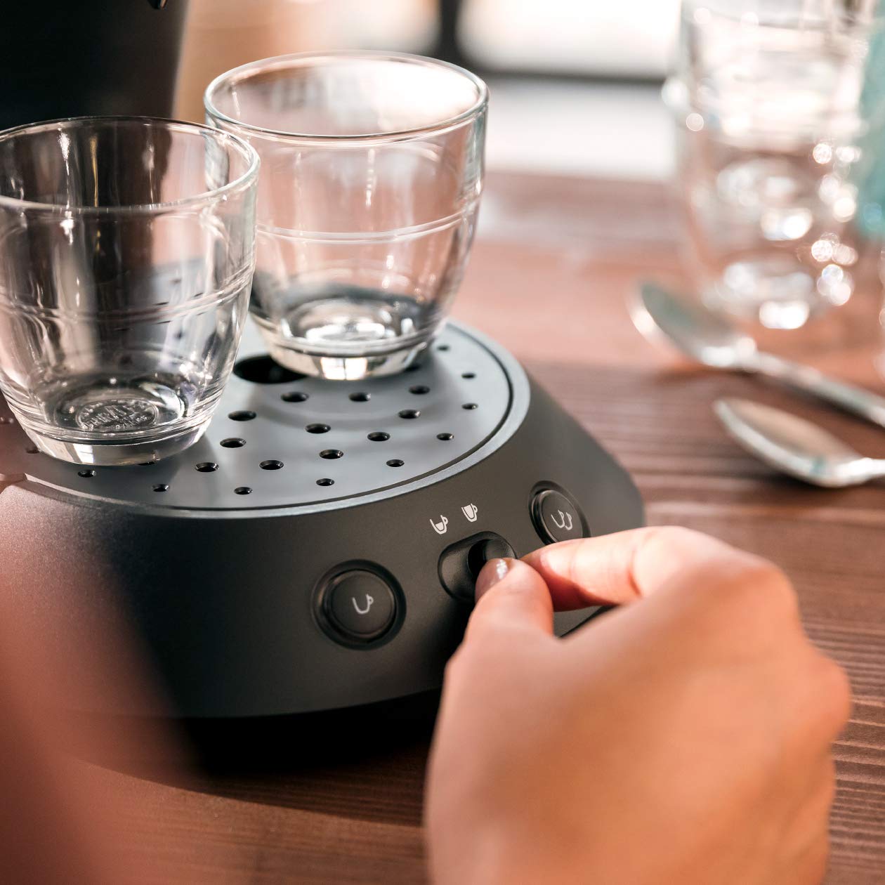Machine à Café à Dosettes Original Plus CSA210/61 – Noir Intense, Crema Plus
